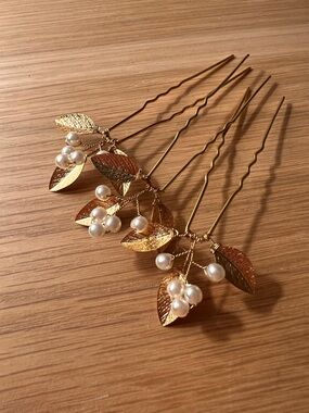Davie & Chiyo - Gold Leaf & Pearl Hair Pins - Set of 3